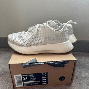 NOBULL Runner Plus Sneakers size 9